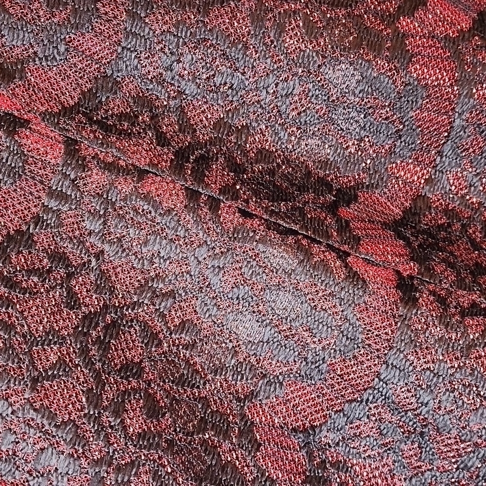 KENSIE metallic red and black dress. Size 6 - Picture 5 of 6